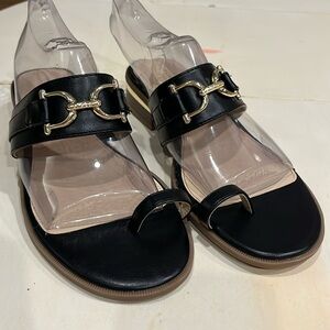 Liz Claiborne LC Argent Sandal size 7.5 women’s